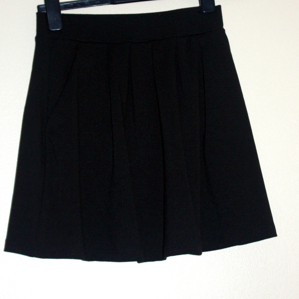 Black skirt